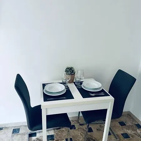 Apartament Mestre *